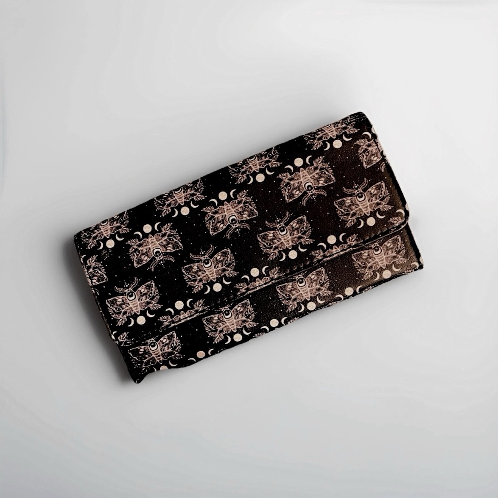 Black Moth Moon Phase Pattern Clutch Wallet